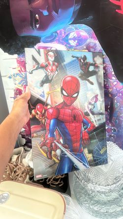 Spiderman hanging picture