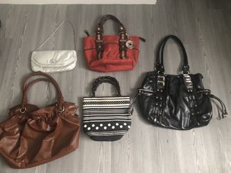 5 women's bags, all for $ 5