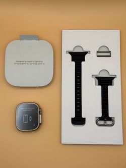 Apple Watch Ultra 1 Titanium w/ Midnight Ocean Band unlocked clean very good condition