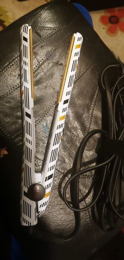 Chi straightner with led