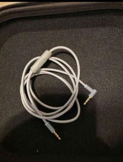 Monster Rose Gold Headphones