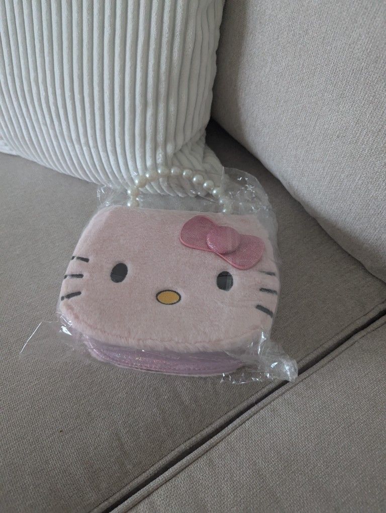 Small Hello Kitty Purse Gift