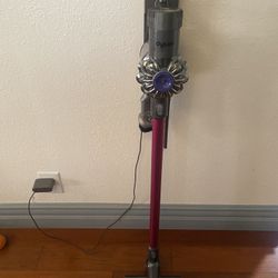 Dyson V6 Cord Free Vacuum