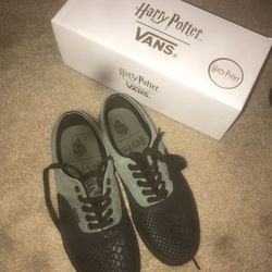 Vans slytherin era harry potter limited edition shoes Size M9