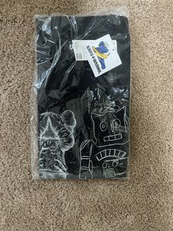 Kaws Tshirt And Socks Set