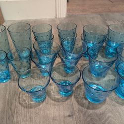Vintage Hazel Atlas Turquoise Blue Glass Capri Dots set of 6 flat flared Whisky tumblers, 6 Juice , 2 High Ball Tumblers, 8 short High Ball Glasses