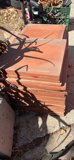 45 pieces of 13”x 13” Terracotta Square Pavers.