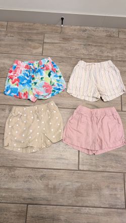 Girl Old navy shorts size large