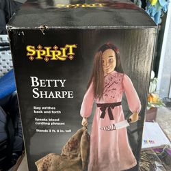 Spirit Halloween Betty Sharpe