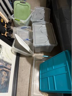 6 containers with lids