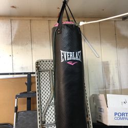 Punching Bag With Hanging Chains And Hook 