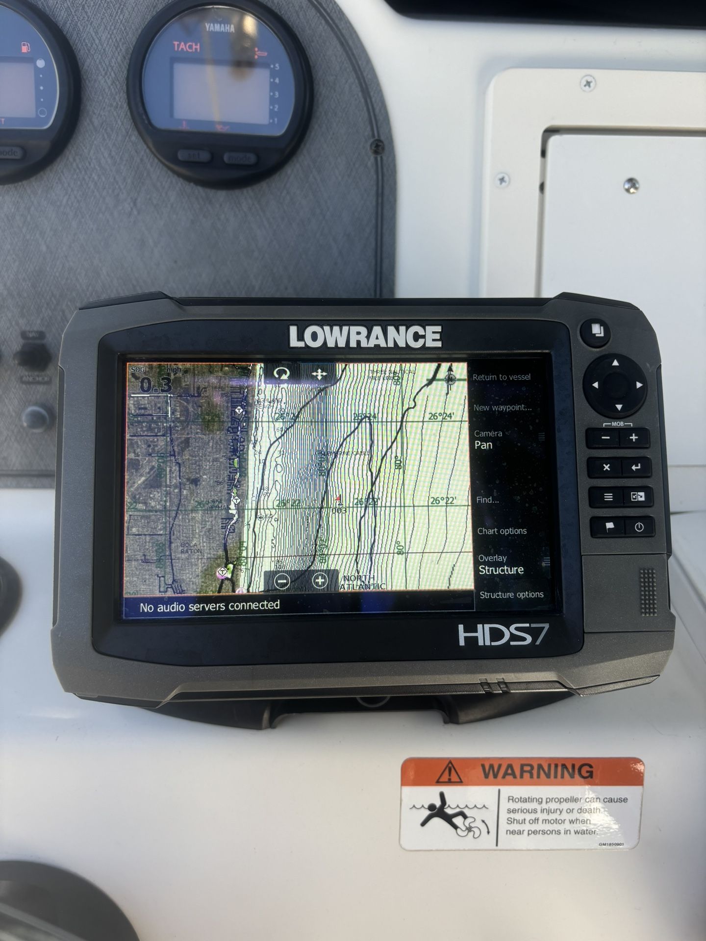 Lowrance HDS7 GPS And Bottom Finder!! Touch Screen!