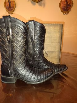 Botas de caiman size 81/2