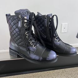 Chanel Aged Leather Boots Limited Collection Black Combat Boots Size 7(37)