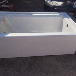 New Bath Tub 