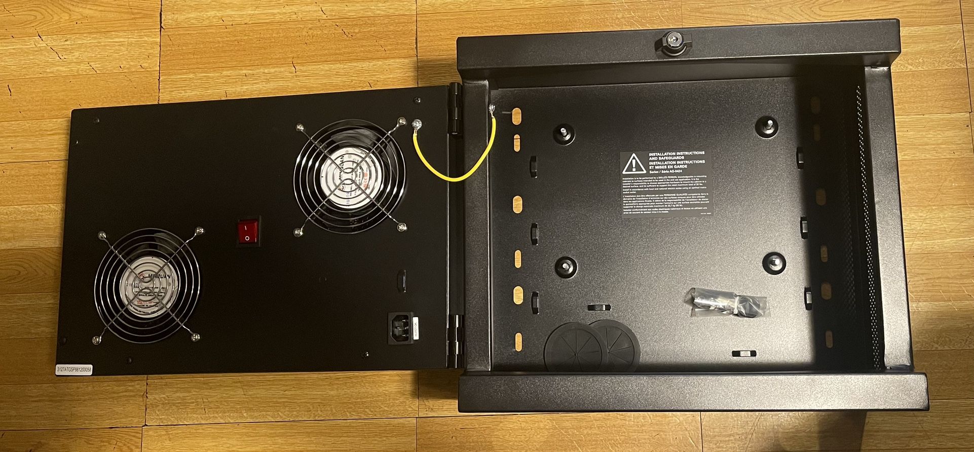 Tripp Lite Server Enclosure