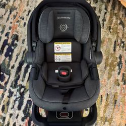 2 UppaBaby Mesa Max With Base Infant Car Seats