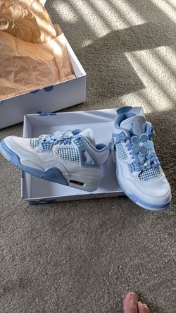 Wmns Air Jordan 4 Retro sz 8.5