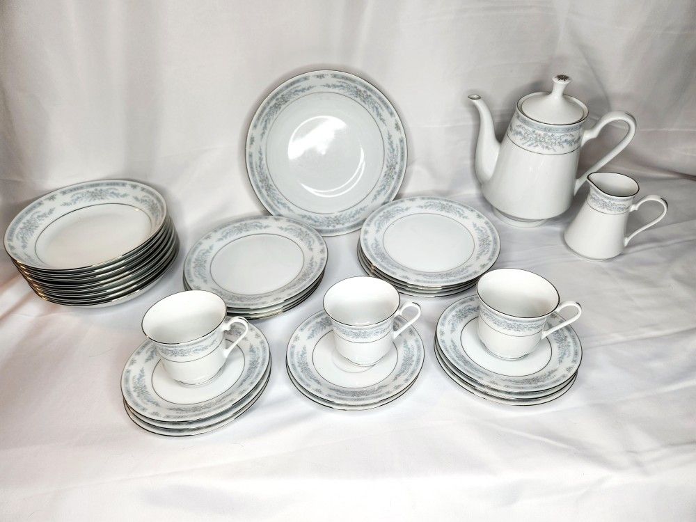 Crown Ming Jian Shiang China 30 pc . 