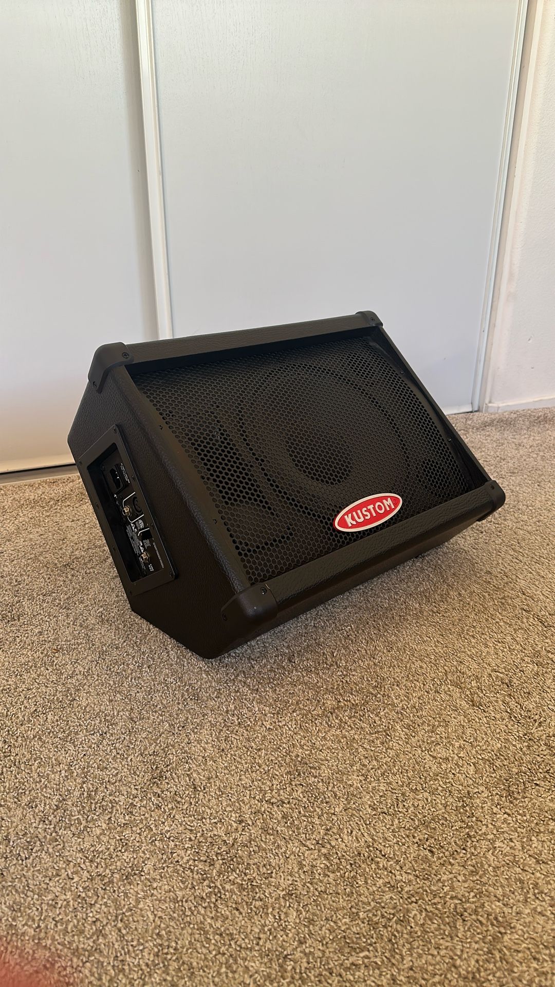 Kustom Monitor