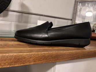 Aerosoles Suregrip Leather Slip on Size 10 Shoe for Sale in Boise ID OfferUp