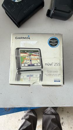 Garmin nüvi 255 GPS Navigation System – Complete