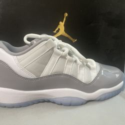 Jordan 11 Retro Low