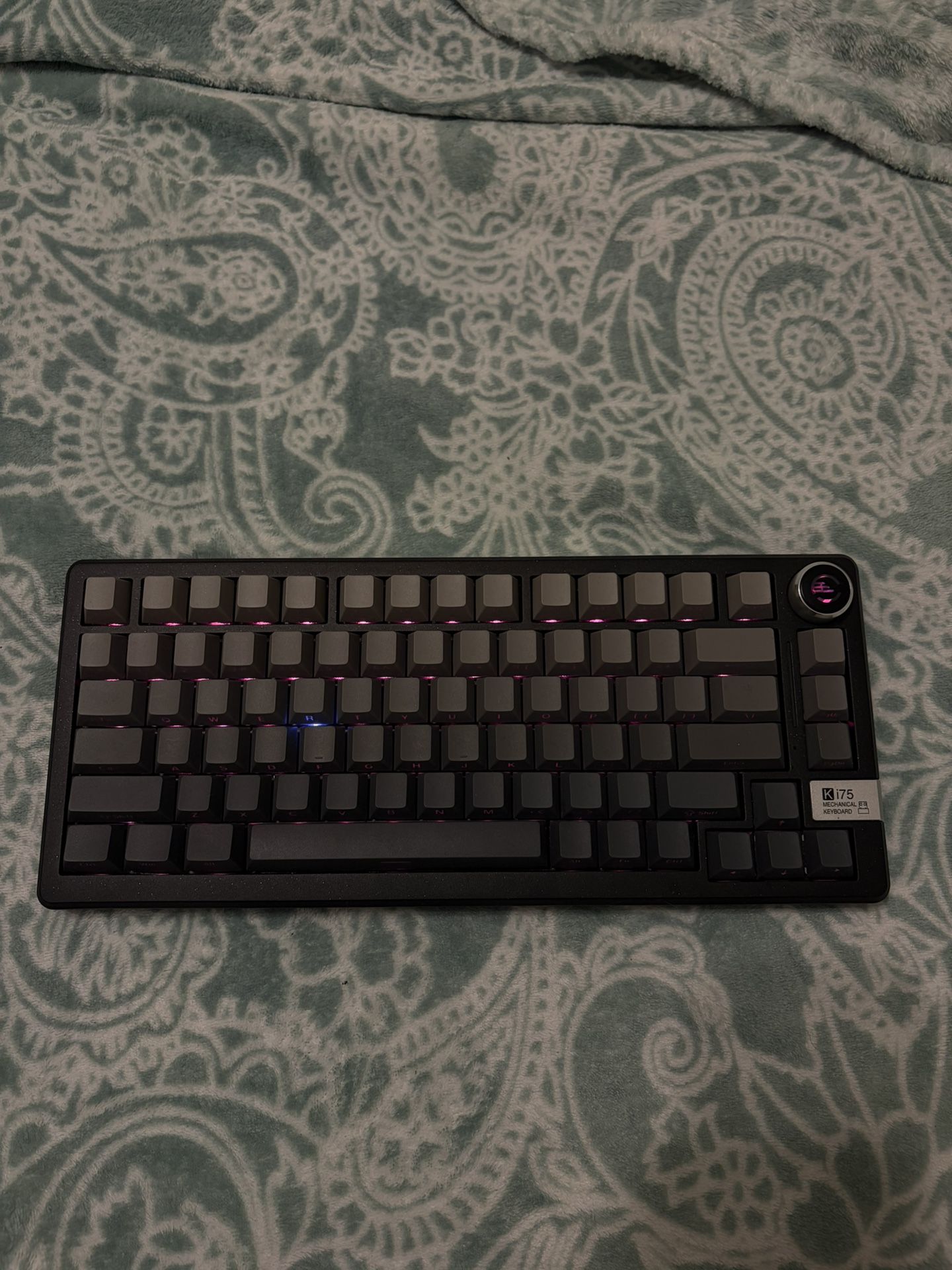 Ki75 keyboard