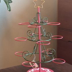 Christmas cupcake stand 