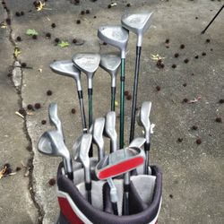 Father's Day Is Coming! Extremely Nice Set Of Golf Clubs Comes With Everything You Need