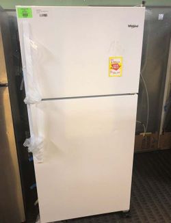 Whirlpool White Top Freezer Refrigerator 🔥 L9V