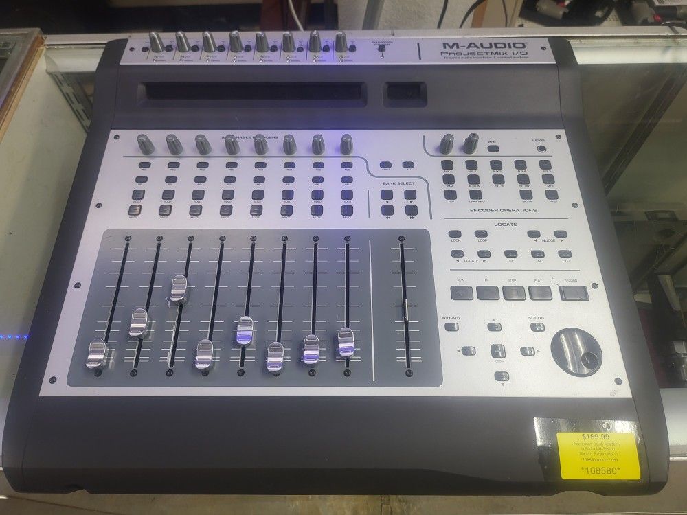 M-Audio ProjectMix I/O mixing board - Control Surface with Motorized Faders