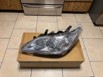 2010-2012 Lexus ES 350 Xenon HID Driver Left Headlight
