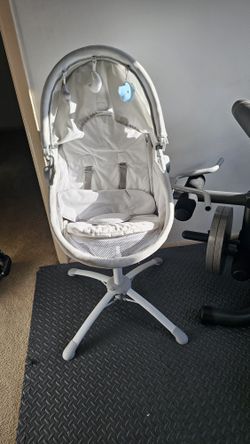 Bassinet Like New