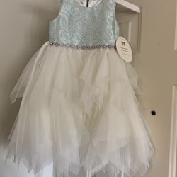 New Little Girls Dress