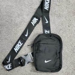 Nike Crossbody 5x7 Unisex 