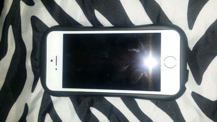 I phone 5s iCloud locked parts only