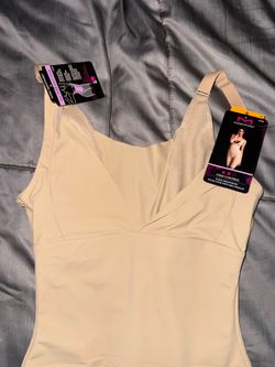 Maidenform shapewear (new) size small