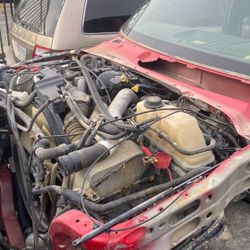 12 Ford F250 Diesel Parts Out