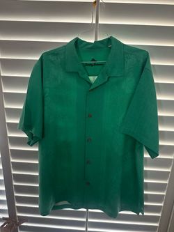 Tommy Bahama Button Up
