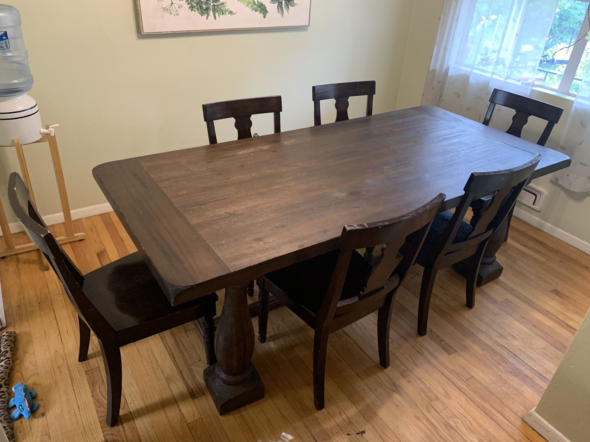 •Free Delivery• Beautiful Pottery Barn Dining Table Set