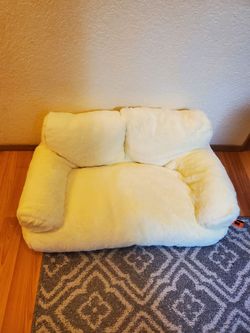 Small breed pet bed, NEW