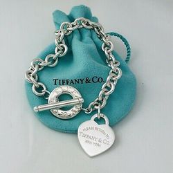 Tiffany & Co. – 925 Sterling Silver Heart Charm Toggle Bracelet 8″