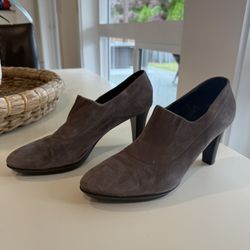 Grey Aquatalia Bootie Women’s Size 11 