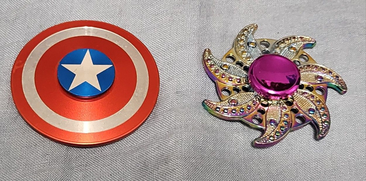 2 METAL Spinners Captain America And Ninja Star
