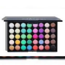 New, Packaged & Sealed POPFEEL 🎨40 color Full Makeup Eye Shadow Palette

