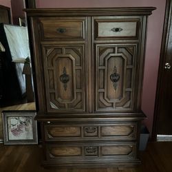 Vintage Thomasville Furniture Bedroom Set 
