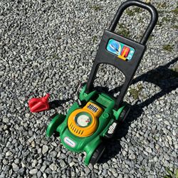 Lawnmower With Gas Can 