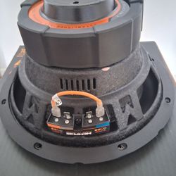 MEMPHIS ( 1 ) 10 INCH 2 OR 4 OHM SELECTABLE VOICE COIL 600 WATTS CAR SUBWOOFER 