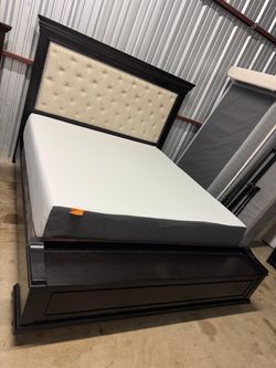 King bed